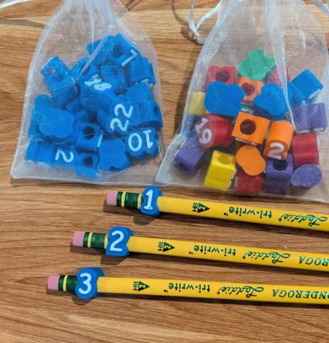 Numbered Pencil Toppers (Laddie Tri-Write) – Classroom Organization, Teacher Supplies, Reusable Labels | Includes Storage Bag